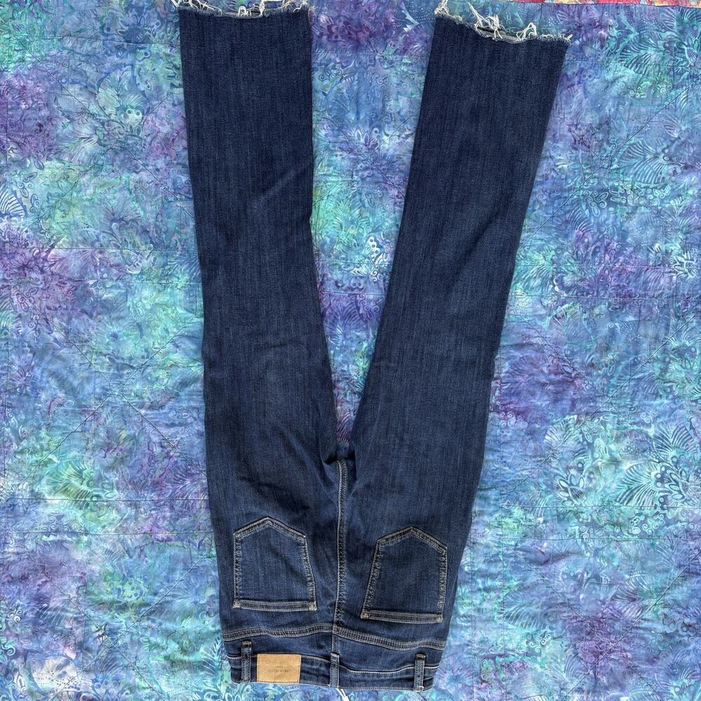 Urban Revivo Dark Blue Bootleg Jeans Size 2 Denim Long Leg - Picture 7 of 10